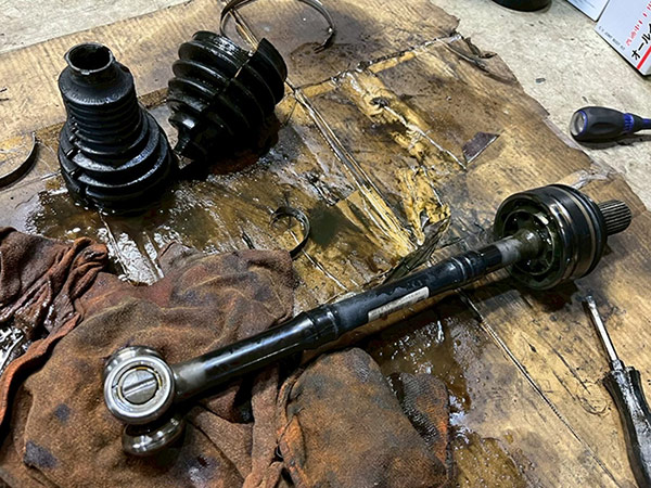 ベンツ Eクラス フロントドライブシャフト オーバーホール