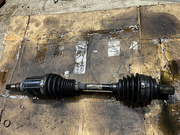 ベンツ Eクラス フロントドライブシャフト オーバーホール