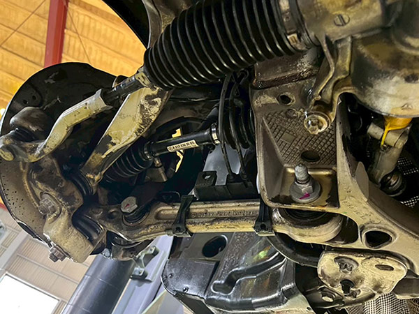 ベンツ Eクラス フロントドライブシャフト オーバーホール